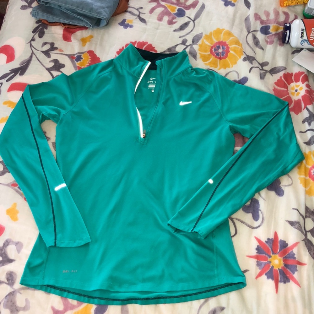 Nike Element Zip Long Sleeve Running Shirt